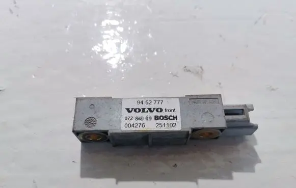 Volvo V70 Airbag deployment crash/impact sensor 9452777
