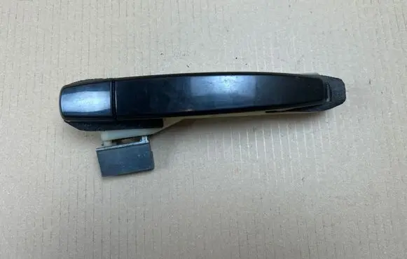 Chevrolet Captiva Rear door exterior handle 
