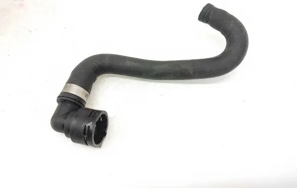 Volvo V60 Engine coolant pipe/hose 31338205