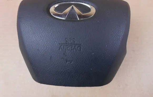 Infiniti Q50 Steering wheel airbag K85105CJ0A K85104HB0B