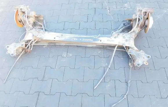 Renault Megane II Rear axle beam 195755