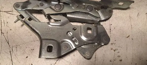 Audi A4 S4 B9 Engine bonnet/hood hinges 8W0823301E BC7JC