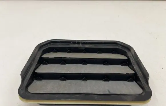 Ford Mustang Mach-E Quarter panel pressure vent L1TBA280B62AC