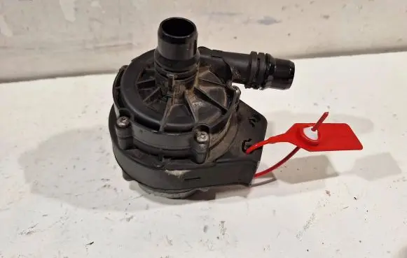 Renault Trafic III (X82) Electric auxiliary coolant/water pump 0392024018