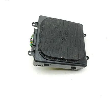 Hyundai Kona I Wireless charging module 95560BE900