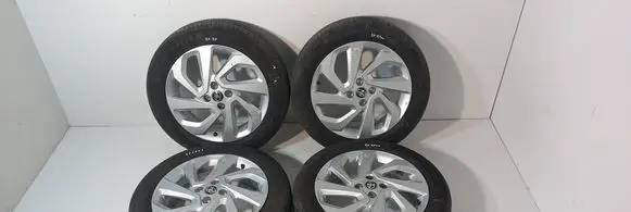 Toyota Aygo X R17 spare wheel 00000998