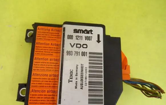 Smart ForTwo I Airbag control unit/module 0001211V007 993791001