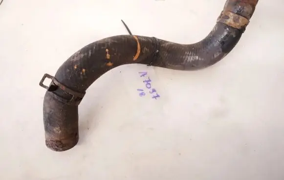 Mazda 323 Engine coolant pipe/hose