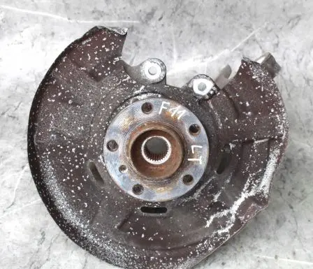 BMW 5 F10 F11 Rear wheel hub