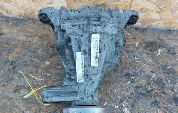 Jeep Grand Cherokee Rear differential P68184735AA