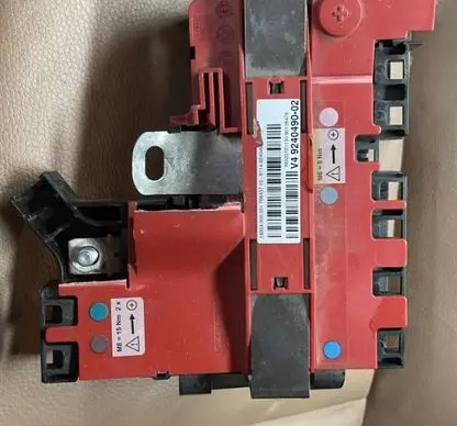 BMW 7 F01 F02 F03 F04 Fuse module 106887