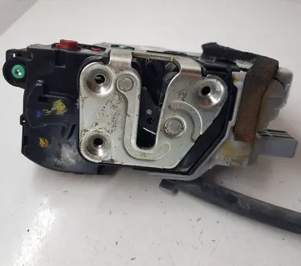 KIA Sportage Rear door lock 814203U010