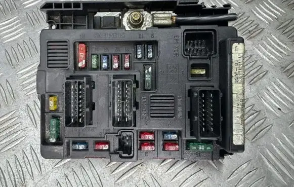 Citroen C5 BSM Control unit 9673498680 9648498680