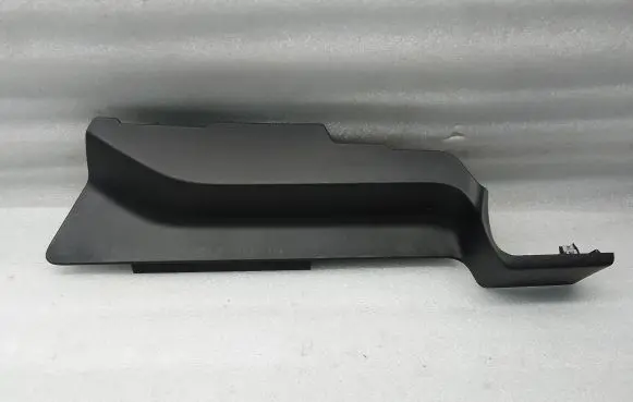Volvo XC90 Rear seat side bottom trim 39829394 39829392