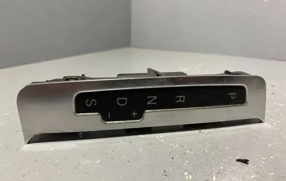 Audi A6 S6 C6 4F Gear shift selector indicator 4F1713463B 40046047150407