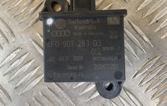 Audi A6 S6 C6 4F Tire pressure sensor 4F0907283 20063390 053300401201
