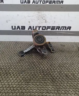 KIA Rio Engine mount bracket