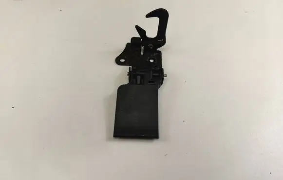 Audi Q3 8U Engine bonnet/hood lock/latch loop/hook 8U0823480C