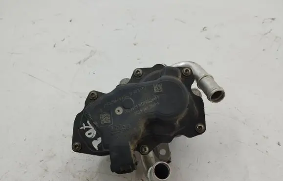 Audi Q5 SQ5 EGR valve 04l131501