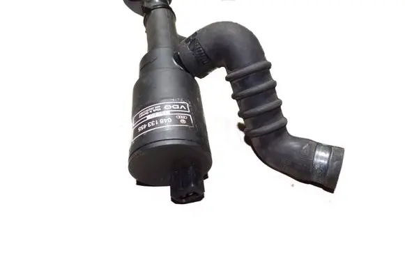 Audi A6 S6 C4 4A Idle control valve (regulator) 048133455