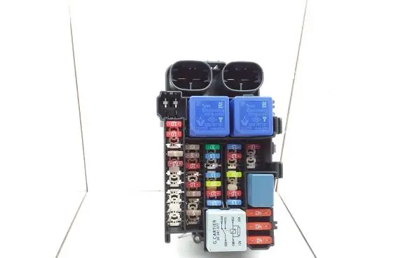 Renault Scenic III - Grand scenic III Fuse module 252360003R