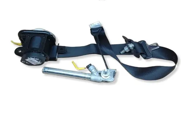 Mitsubishi Space Star Front seatbelt 6221367 3820