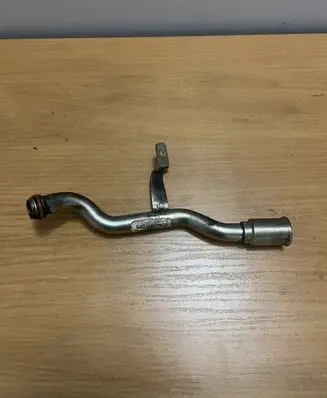 Jaguar F-Pace Turbo turbocharger oiling pipe/hose G4D36K673GD LR081637 JDE39499