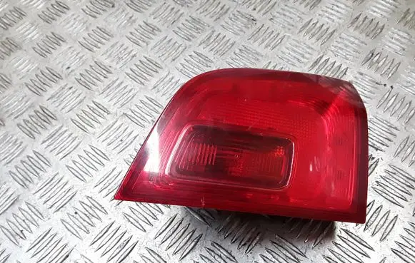 Opel Astra J Tailgate rear/tail lights 13282247