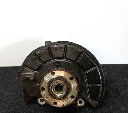 Volkswagen PASSAT B6 Front wheel hub