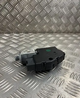 Audi Q7 4L Sunroof motor/actuator 4L0959591