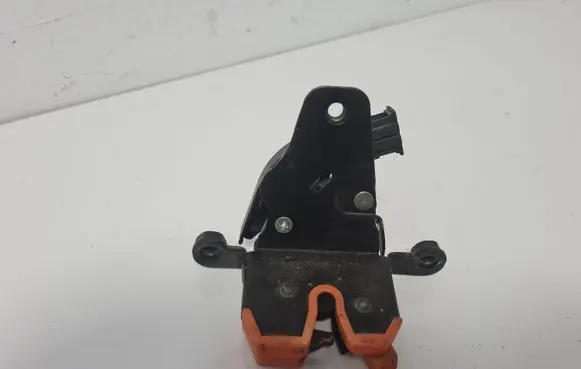 Skoda Fabia Mk1 (6Y) Tailgate/trunk/boot lock/catch/latch 6Y9827501G