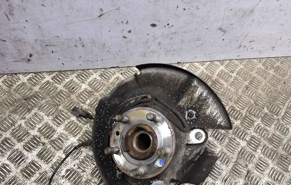 Jaguar E-Pace Front wheel hub 28C84864