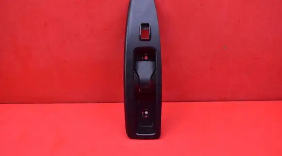 Opel Combo D Front door interior handle 735484916
