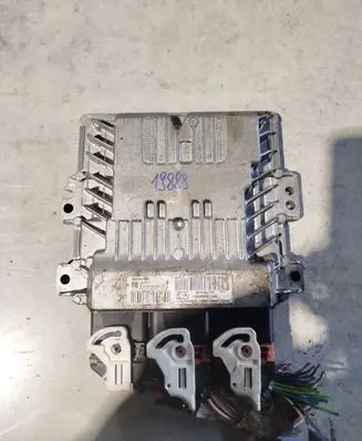 Citroen C4 I Picasso Engine control unit/module 9676587780 s180075002j
