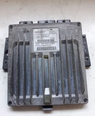 Renault Megane II Engine control unit/module R0410B024D