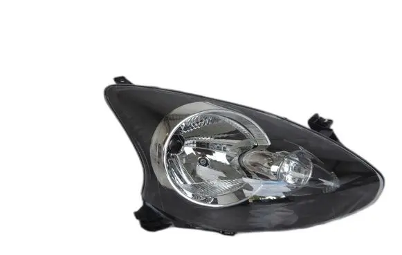 Toyota Aygo AB10 Headlight/headlamp 81130-0H011
