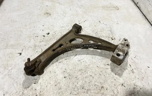 Skoda Octavia Mk2 (1Z) Front lower control arm/wishbone