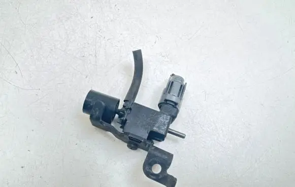 Honda CR-V Turbo solenoid valve