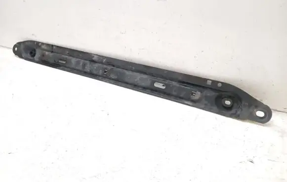 Peugeot 308 Radiator support slam panel bracket 