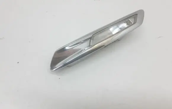BMW 5 F10 F11 Front fender indicator light 7154168