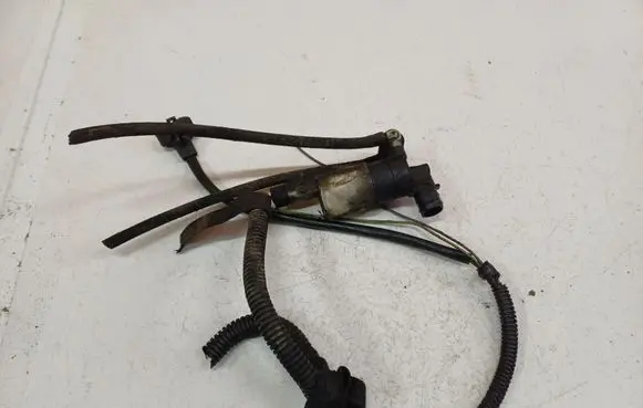 Citroen C4 I Windscreen/windshield washer pump 9641553880