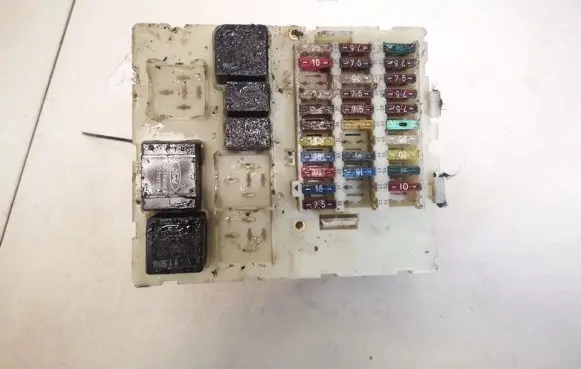 Ford Focus Fuse box set 98ag14a073cg 518251806