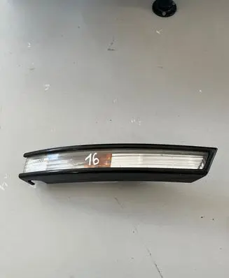 Volkswagen PASSAT B6 Front indicator light 3C0953041L