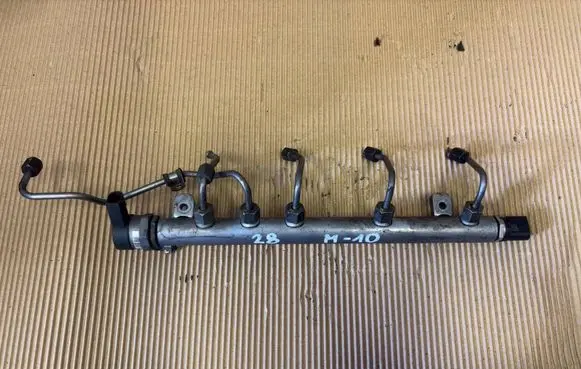 Fuel main line pipe