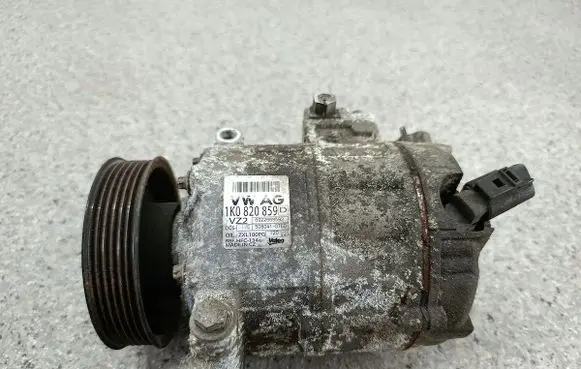 Volkswagen Jetta V Air conditioning (A/C) compressor (pump) 1K0820859DVALEO