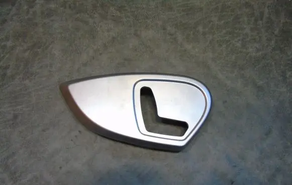 Mercedes-Benz ML W164 Front door seat control surround trim A6759