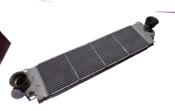 Volkswagen Transporter - Caravelle T5 Intercooler radiator 7H0145804B