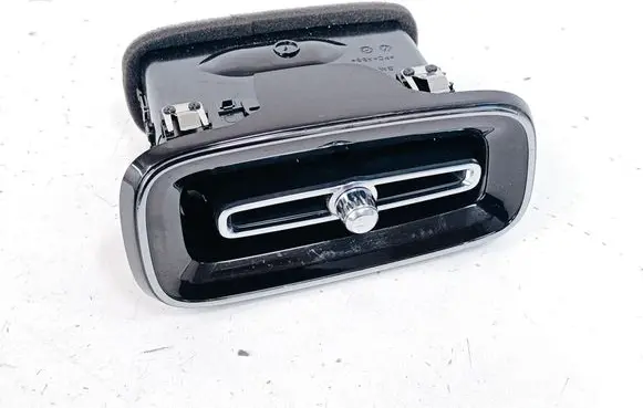 Volvo XC40 Dashboard side air vent grill/cover trim 31442625