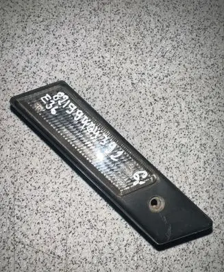 BMW 3 E36 Front bumper turn signal 82199404392