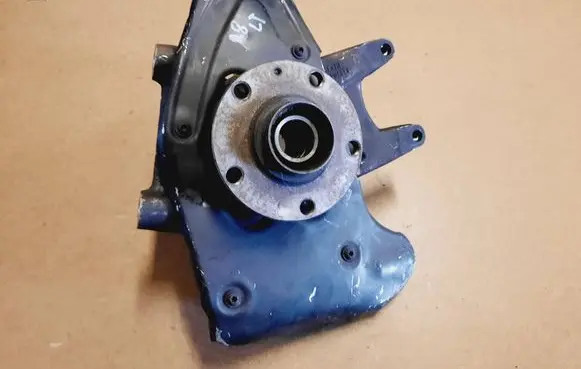 Audi R8 42 Rear wheel hub spindle/knuckle 